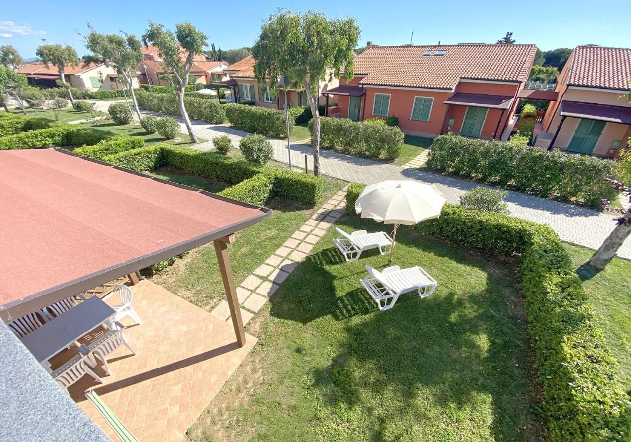 Rosa Dei Venti Aparthotel Vada Exterior foto